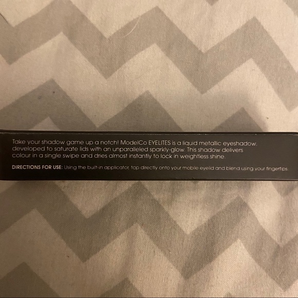 Model Co Bundle - Picture 5 of 16